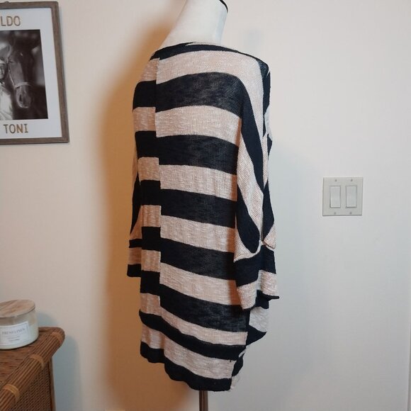 MM MM MM SIZE L STRIPED KNIT TOP - Picture 3 of 9